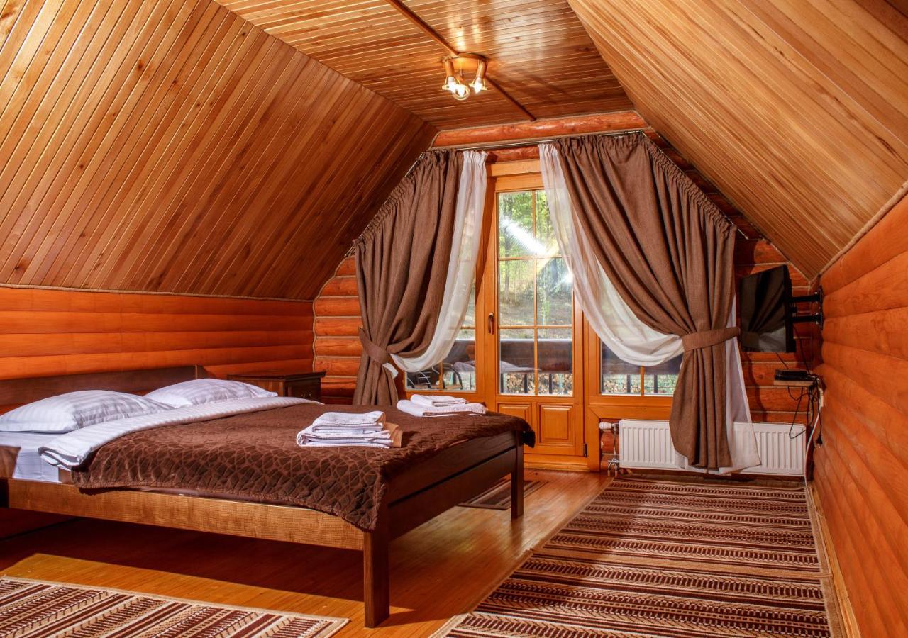 Toursit Complex Polyana Kvasova Otel Dış mekan fotoğraf