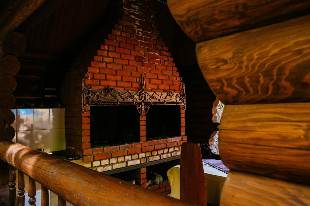 Toursit Complex Polyana Kvasova Otel Dış mekan fotoğraf