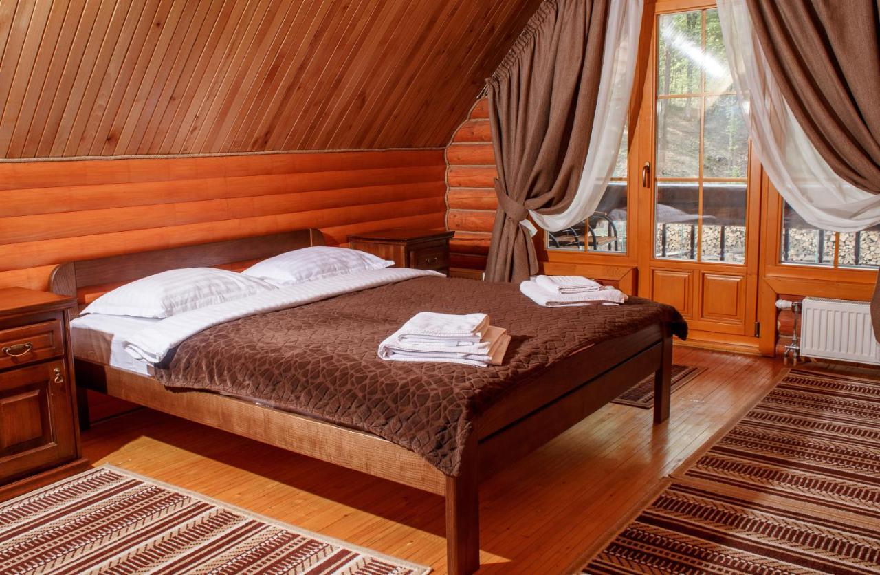 Toursit Complex Polyana Kvasova Otel Dış mekan fotoğraf