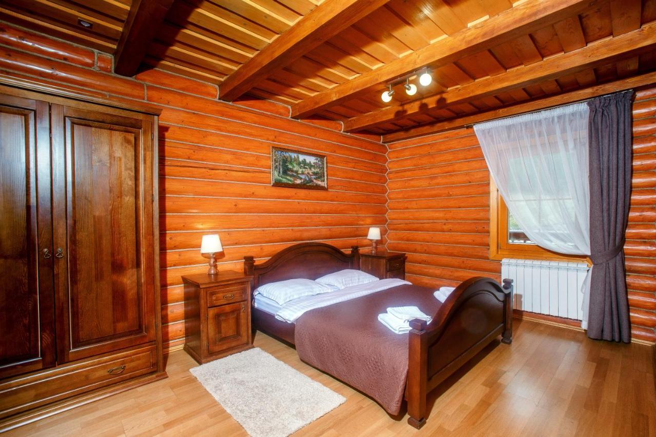 Toursit Complex Polyana Kvasova Otel Dış mekan fotoğraf